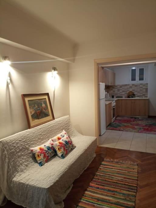 Romantic Apartment Ideal For Women! أثينا المظهر الخارجي الصورة