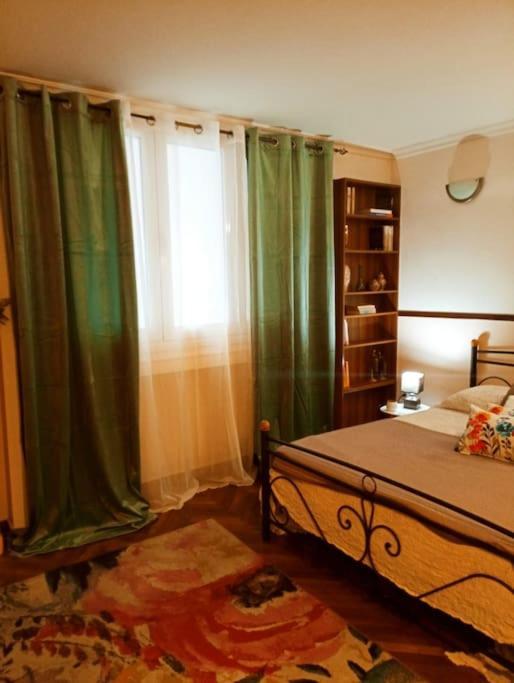 Romantic Apartment Ideal For Women! أثينا المظهر الخارجي الصورة