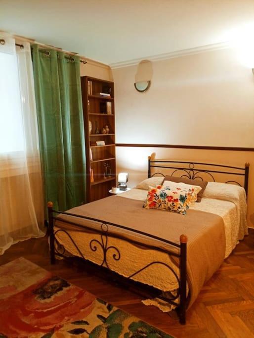 Romantic Apartment Ideal For Women! أثينا المظهر الخارجي الصورة