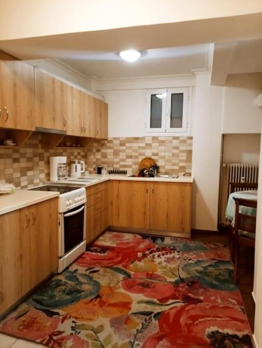 Romantic Apartment Ideal For Women! أثينا المظهر الخارجي الصورة