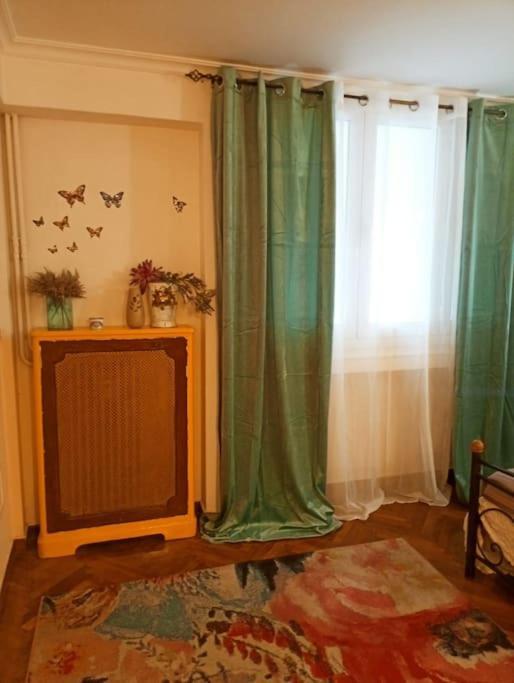 Romantic Apartment Ideal For Women! أثينا المظهر الخارجي الصورة